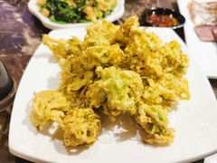 香炸萝卜丝丸子-燕青小馆(东园大厦店)
