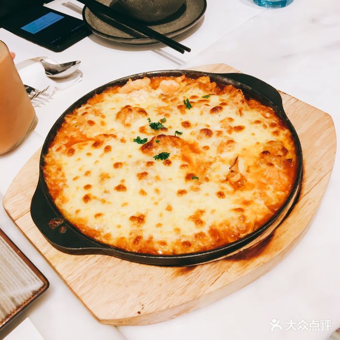 铁板海鲜茄汁焗饭