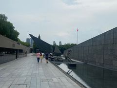-侵华日军南京大屠杀遇难同胞纪念馆-停车场