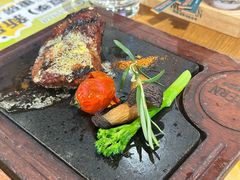 -西语炭烧牛排·西厨(石龙店)