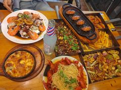 -老东镇啤酒屋海鲜加工·蒸汽海鲜·海鲜烧烤(台东店)