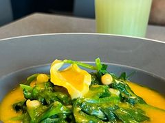 豌豆黄浸豌豆尖-半山腰·云南菜(侨福芳草地店)