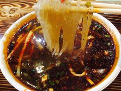 -余香七手工酸辣粉(荣勋花园店)