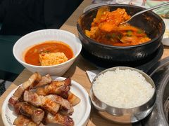泡菜汤-本家韩国烤肉(青岛万象城店)