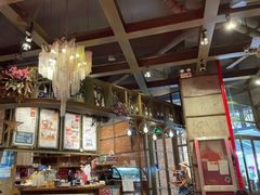 -玛格萝妮(汇智国际商业中心店)