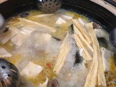 -15年老字号鑫鑫猪肚鸡·椰子鸡海南火锅(兴隆华侨农场店)