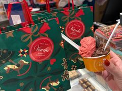 -VENCHI 闻绮(北京国贸商城店)