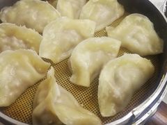 -金城包子牛肉灌汤包(台东四路店)