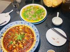 -万重锦·人文川菜馆(骡马市店)