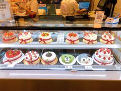-花花卷卷·鲜食蛋糕(静安久光百货店)