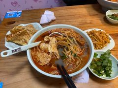柳州酸笋-家味螺蛳粉&烤鱼(安远路店)