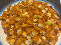 -靠山屯东北农家菜(八龙桥雅苑店)