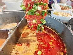 -热火朝天鲜切牛肉火锅(南强街巷店)