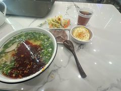 -伊穆祥牛肉面总店·清真