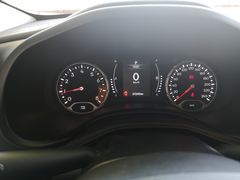 -一嗨租车(凤凰机场店)