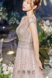 -欣薇婚纱(新源乐汇城店)