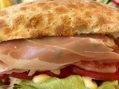 -靡瑅miti西式融合餐吧(星海湾水岸风情街店)