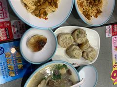 -小杨生煎(白玉兰广场店)