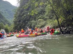 -重庆神龙峡漂流