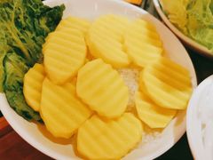 -野山舂·贵州现舂酸汤火锅(鸿通城店)