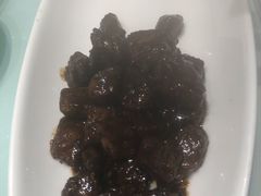 越式牛仔粒-新吉士·上海菜(浦东LCM置汇旭辉店)