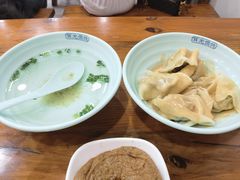 -潘国仙耳光馄饨(黄家阙路店)