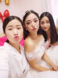 -贺贺新娘造型婚纱店