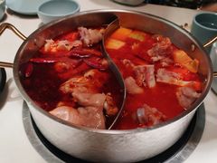 猪手鸳鸯锅-小街猪手(团结湖店)