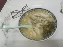 -明呈黄鱼面馆(斜土路店)