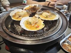 -围炉肉舍•炭烤活鳗•丹东海鲜烤肉(步行街店)