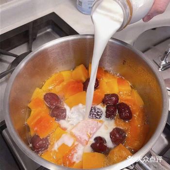 我爱上木瓜了，以前我压根不吃。不放糖都比甜品好吃