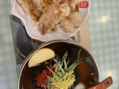 -服务大楼冷面(延大店)