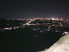 -鬼笑石后山停车场