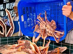 -雍容荟帝王蟹活龙虾展台自助(IFS黑金店)