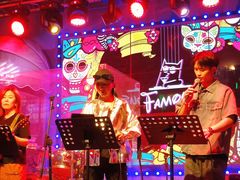 -Famous肥猫墨西哥音乐餐吧(五棵松华熙LIVE店)