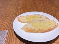 餐前面包双人-明星酒店•FORNETTO佛纳朵意餐厅•披萨•意面(湘隆时代广场店)