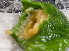 椰丝奶黄青团-王宝和酒家(黄浦店)