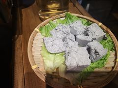 -由衷贵州酸汤牛肉火锅(新桥店)