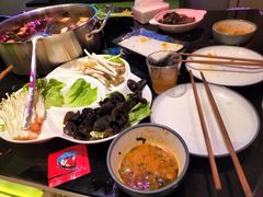 -唯爱KTV聚会餐厅(仙林东城汇店)