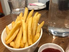 -布鲁豪斯亲子欢乐家庭餐厅