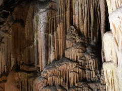 -波斯托伊纳溶洞