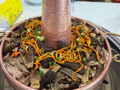 -乡土特色.冷锅鱼.牦牛肉汤锅