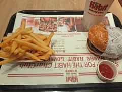 -The Habit Burger Grill 哈比特汉堡(爱琴海店)