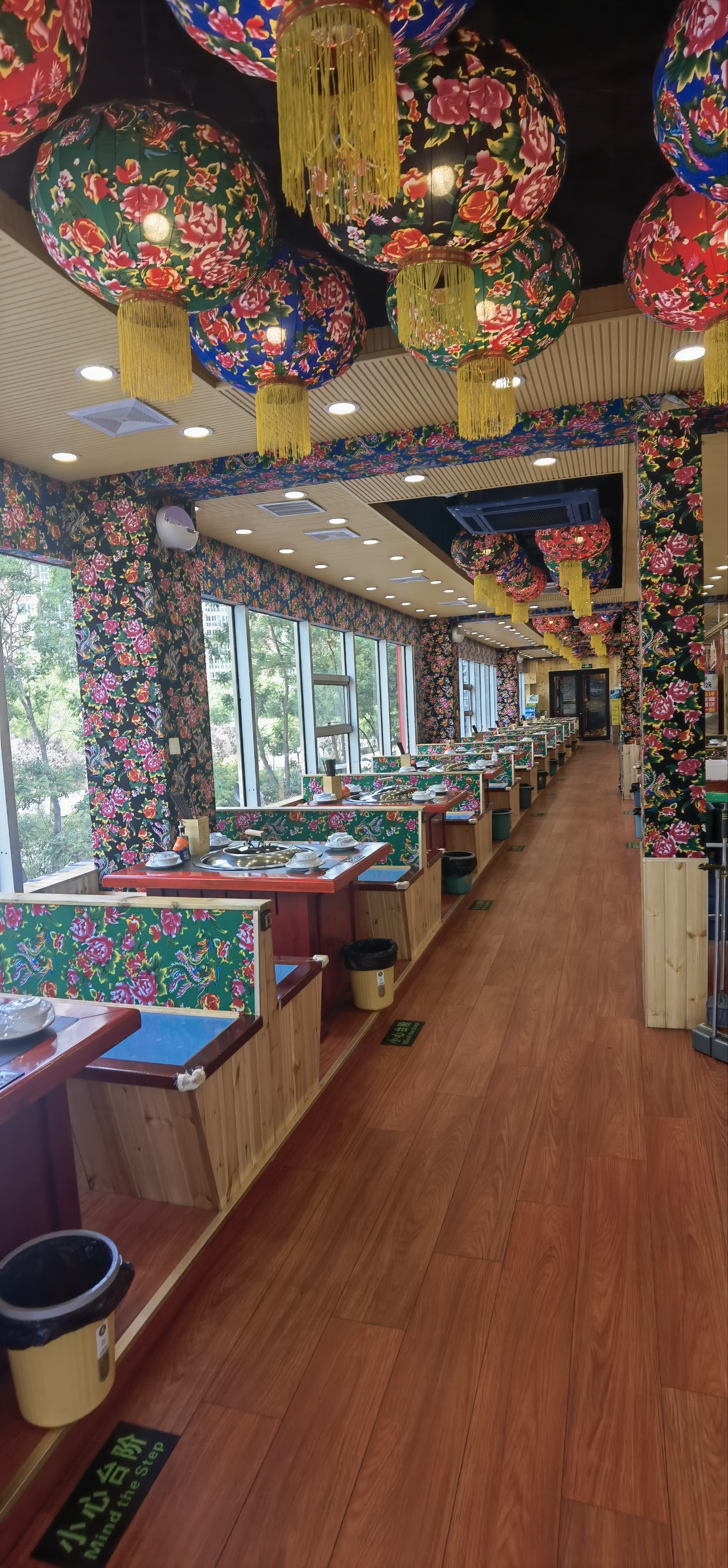 不只是铁锅炖,还有扑面而来的东北风情