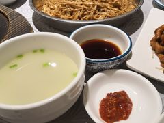 世家捞粗面-粤·向群饭店(龙津东路总店)