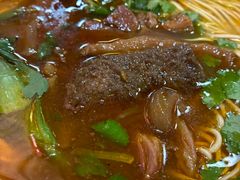 -金杨拉面王小吃面馆·牛三宝面·红烧牛肉粉