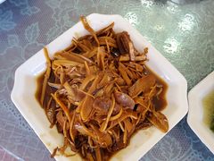 -山里人家土菜馆(茅山店)