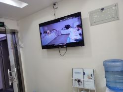 -蕾特恩专业祛痘