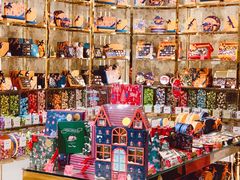 -VENCHI 闻绮(北京国贸商城店)