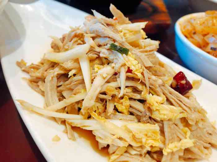 柒号餐厅(高新十路店)-"这个店前两年在宝鸡街头才起来,当时去吃了.